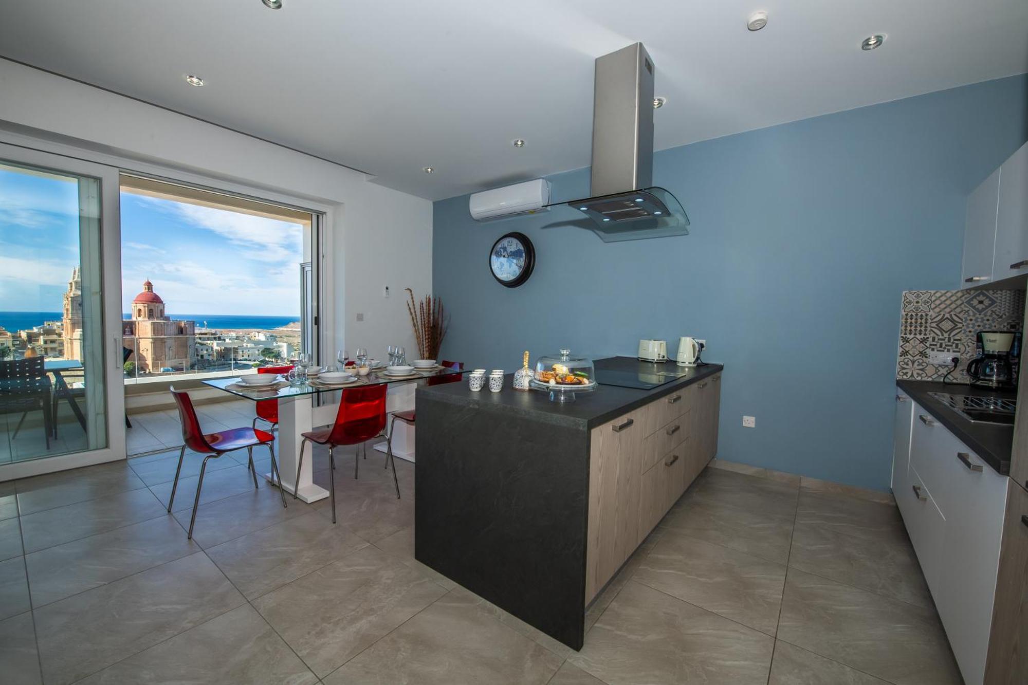 Clifftop Modern Apartment Mellieha Bagian luar foto