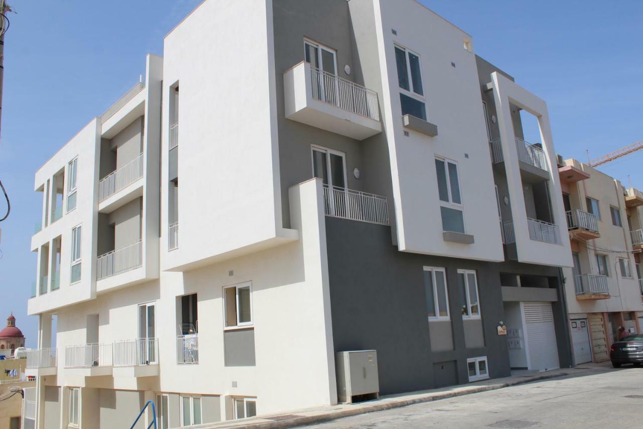 Clifftop Modern Apartment Mellieha Bagian luar foto